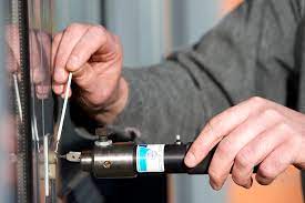 What are main technical services provided by locksmiths? post thumbnail image