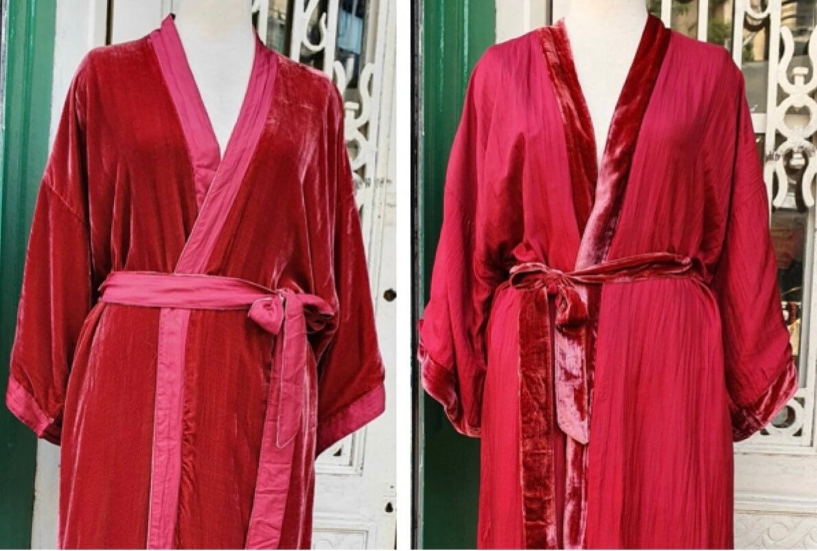 Luxurious Comfort: The Elegance of Silk Robes Unveiled post thumbnail image